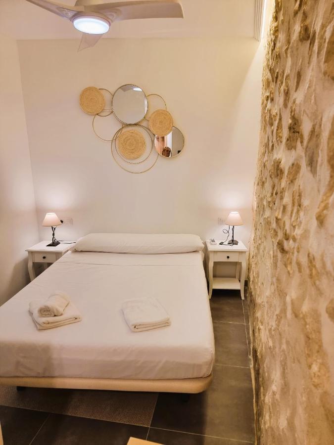 Claudia Tourist Apartment Alicante Exterior photo